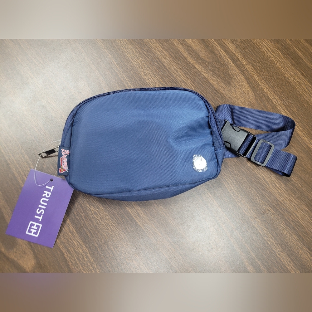 Atlanta Braves belt bag